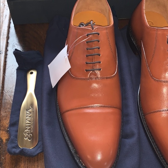 Brand NEW in box Carlos Santana men’s Oxford shoes